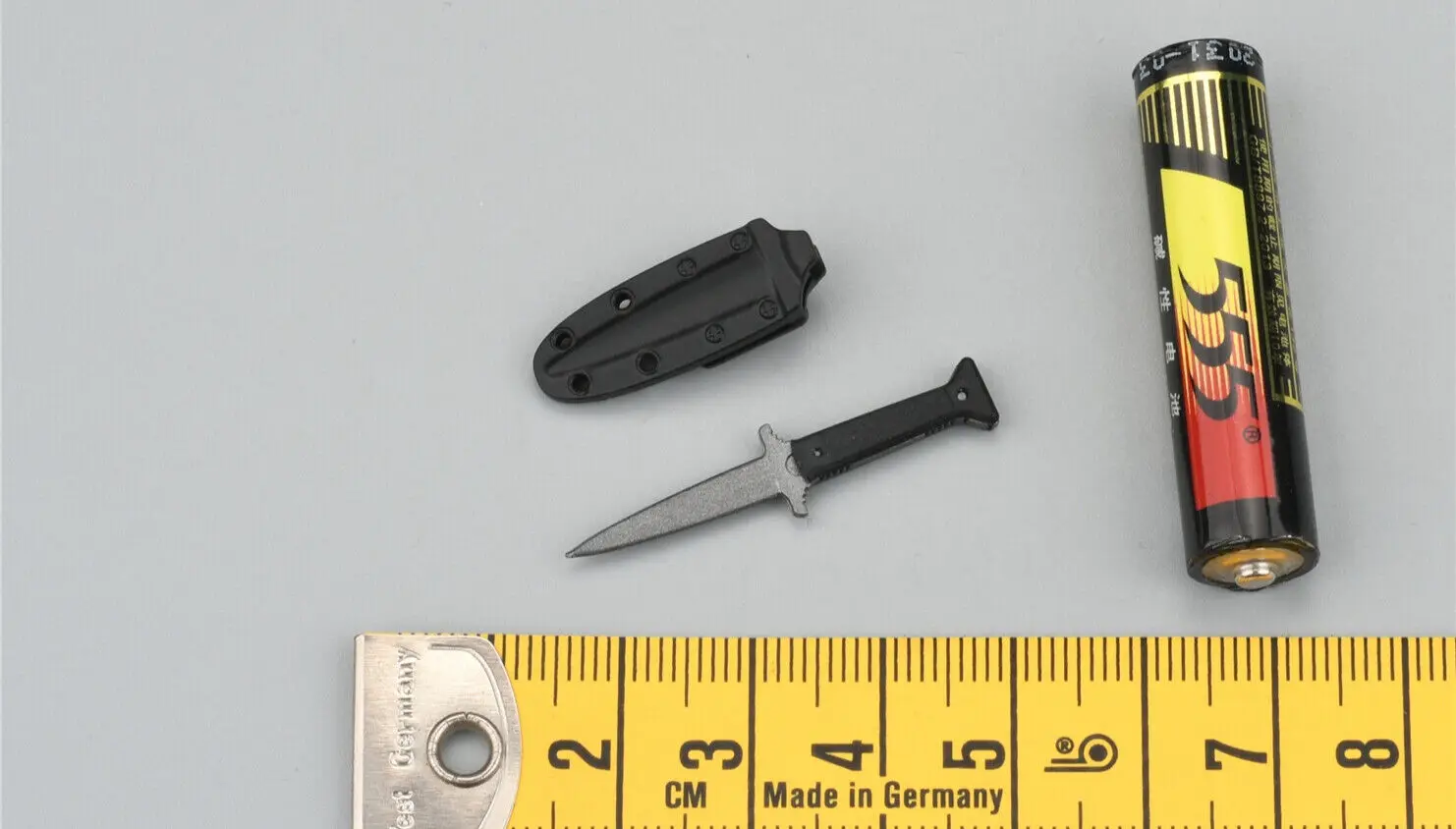 Модель ножа Easy&Simple ES в масштабе 1/6 26052R GBRS 
Модель ножа Easy&Simple ES в масштабе 1/6 26052R GBRS