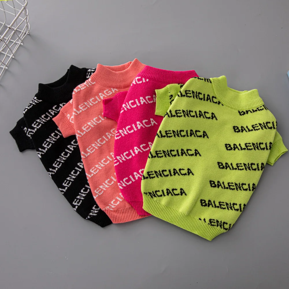 Autumn and winter tide brand pet sweater Fadou Schnauzer fashion dog clothes thickened high elastic dog clothes.
Autumn and winter tide brand pet sweater Fadou Schnauzer fashion dog clothes thickened high elastic dog clothes.