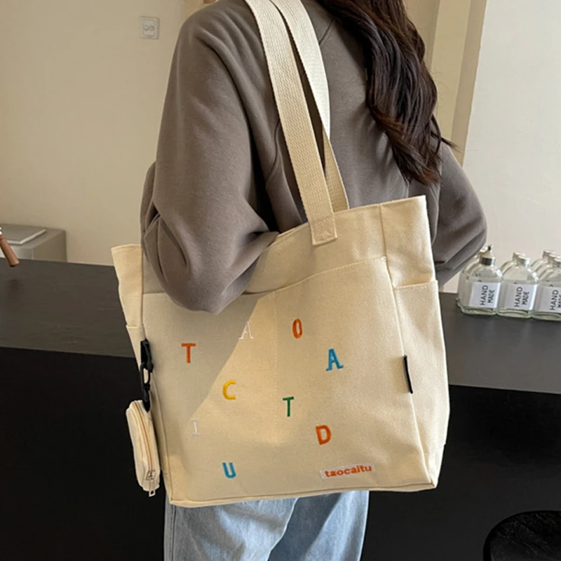 Large Capacity Commuting Tote Bag Simple And Casual Letter Printed Underarm Bag Lightweight Versatile Student Shoulder Handbag
Large Capacity Commuting Tote Bag Simple And Casual Letter Printed Underarm Bag Lightweight Versatile Student Shoulder Handbag