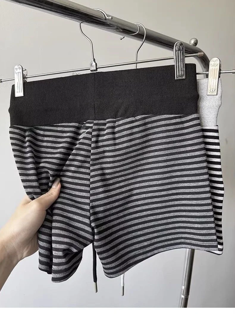 American Retro Striped Drawstring Shorts Women Summer Spicy Girl Slimming Versatile Casual Sports A-Line Hot Pants
American Retro Striped Drawstring Shorts Women Summer Spicy Girl Slimming Versatile Casual Sports A-Line Hot Pants