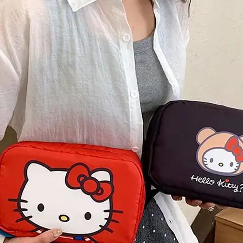 1 шт. Sanrio KT Cat Fold косметическая портативная сумка для хранения с мультяшным принтом большой емкости подвесная настенная сумка подарок для девочек
1 шт. Sanrio KT Cat Fold косметическая портативная сумка для хранения с мультяшным принтом большой емкости подвесная настенная сумка подарок для девочек