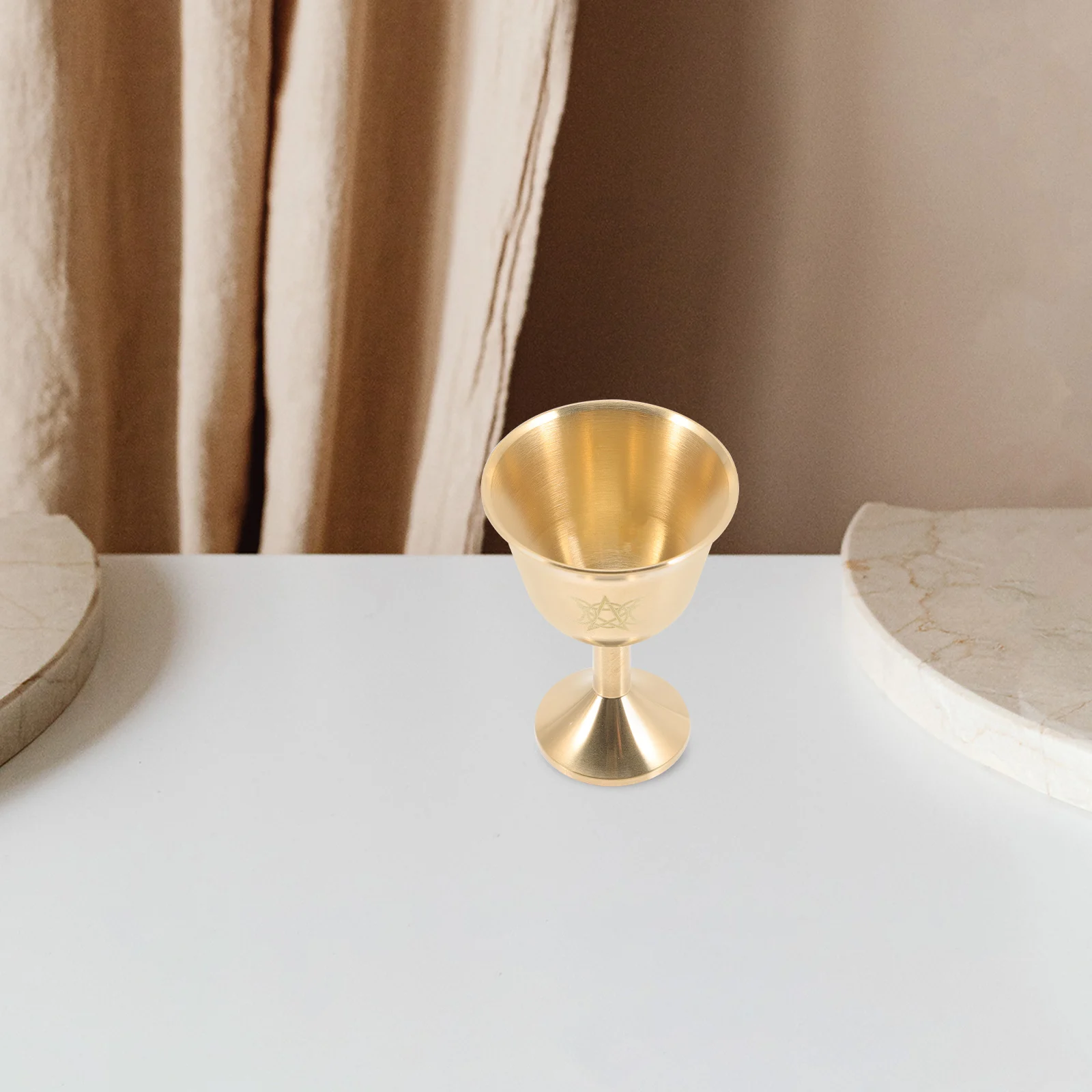 Copper Cup Holy Goblet Offering Water Vessel Desktop Buddhism Decorative Sacrifice Cup Wear-Resistant Temple Accessory
Copper Cup Holy Goblet Offering Water Vessel Desktop Buddhism Decorative Sacrifice Cup Wear-Resistant Temple Accessory