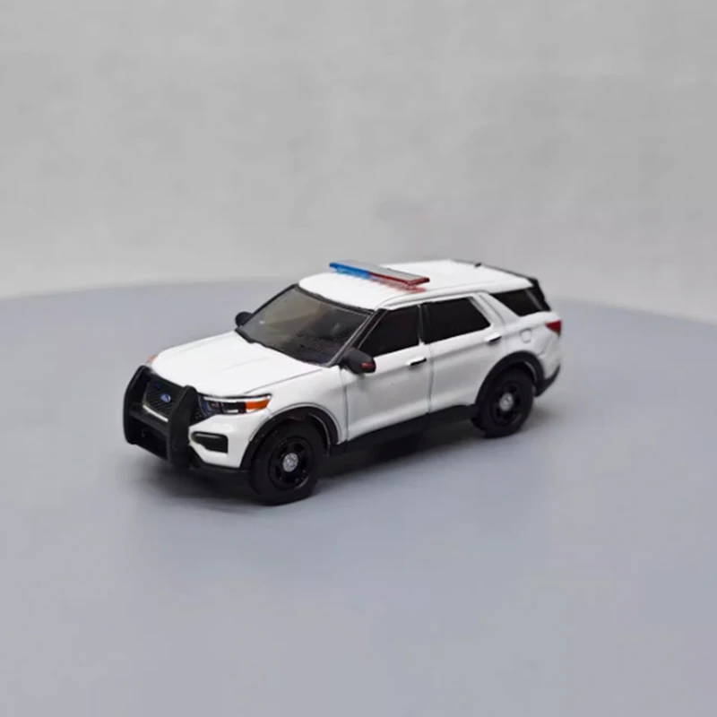 Литой под давлением Greenlight 1:64 2020 Ford Explorer, полицейская модель автомобиля из сплава, классический сувенир для взрослых, подарок, статический дисплей
Литой под давлением Greenlight 1:64 2020 Ford Explorer, полицейская модель автомобиля из сплава, классический сувенир для взрослых, подарок, статический дисплей