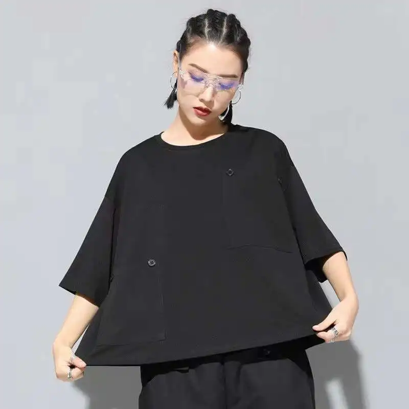 Ladies Short Sleeve T-Shirt Summer New Classic Dark Personality Button Pocket Decoration Casual Fashion Loose Large Half Sleeve
Ladies Short Sleeve T-Shirt Summer New Classic Dark Personality Button Pocket Decoration Casual Fashion Loose Large Half Sleeve