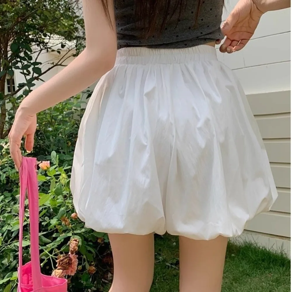 Fashion Elastic Waist Skort White Black Harajuku Shorts Balloon Skirt Women
Fashion Elastic Waist Skort White Black Harajuku Shorts Balloon Skirt Women