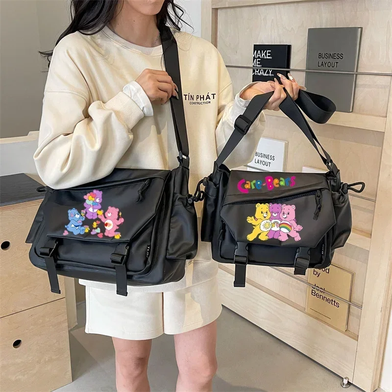 Сумка на плечо Cares Bears, модная женская сумка, классические дизайнерские сумки-мессенджеры, сумки через плечо, милая студентка, мультяшный женский подарок 
Сумка на плечо Cares Bears, модная женская сумка, классические дизайнерские сумки-мессенджеры, сумки через плечо, милая студентка, мультяшный женский подарок