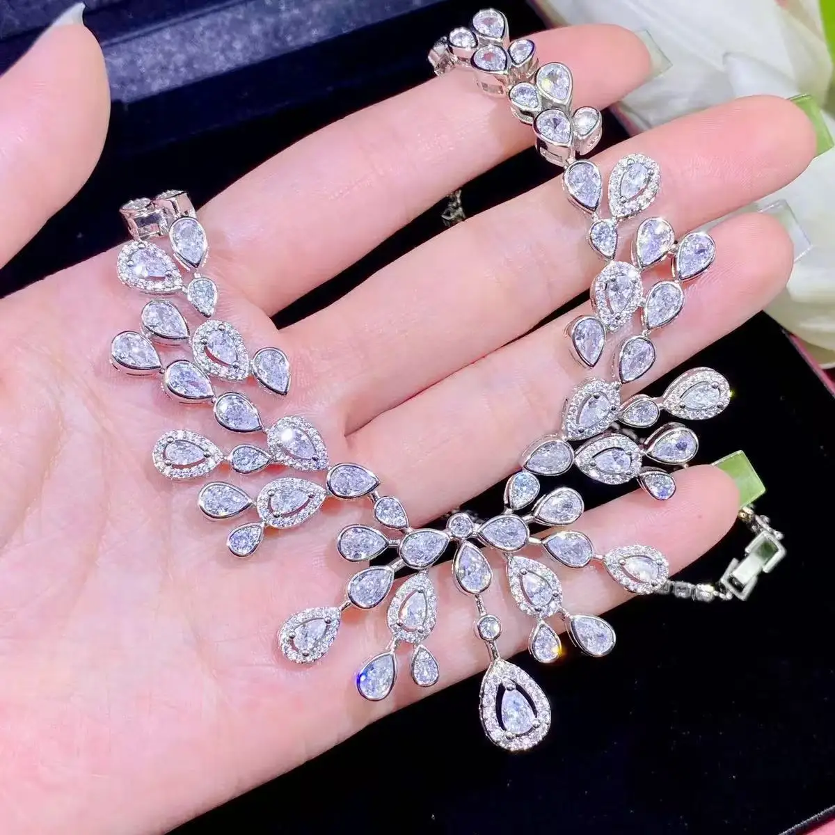 Necklace For Women Fine Jewelry White Cubic Zirconia Stone Silver Plated Chain Choker Bridal Wedding Party Accessories
Necklace For Women Fine Jewelry White Cubic Zirconia Stone Silver Plated Chain Choker Bridal Wedding Party Accessories