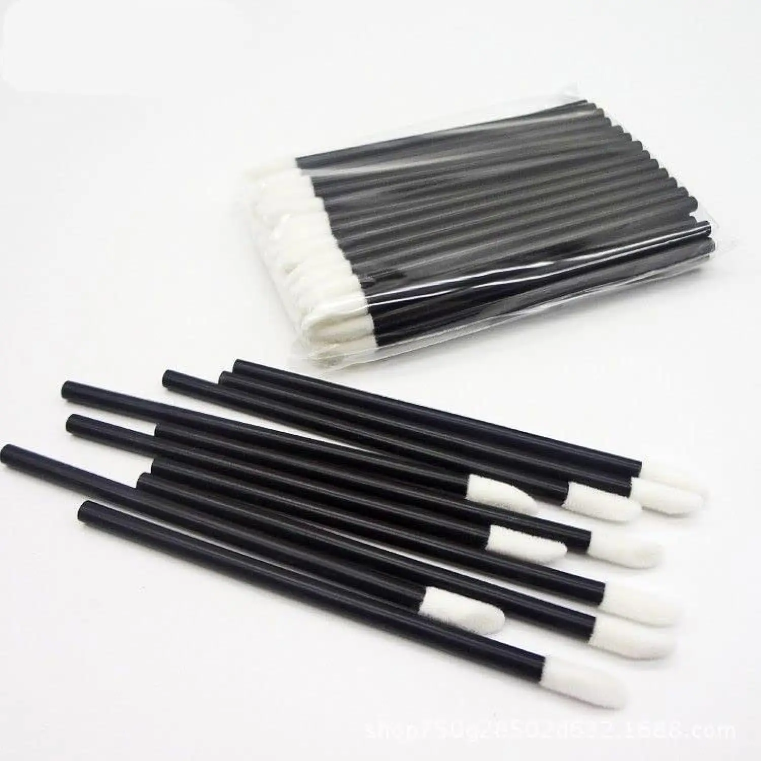 200 Disposable Lip Brushes for Lipstick & Lip Gloss, Portable Makeup Applicator Tools with Black Handle, Travel Size 3.55 Inches
200 Disposable Lip Brushes for Lipstick & Lip Gloss, Portable Makeup Applicator Tools with Black Handle, Travel Size 3.55 Inches