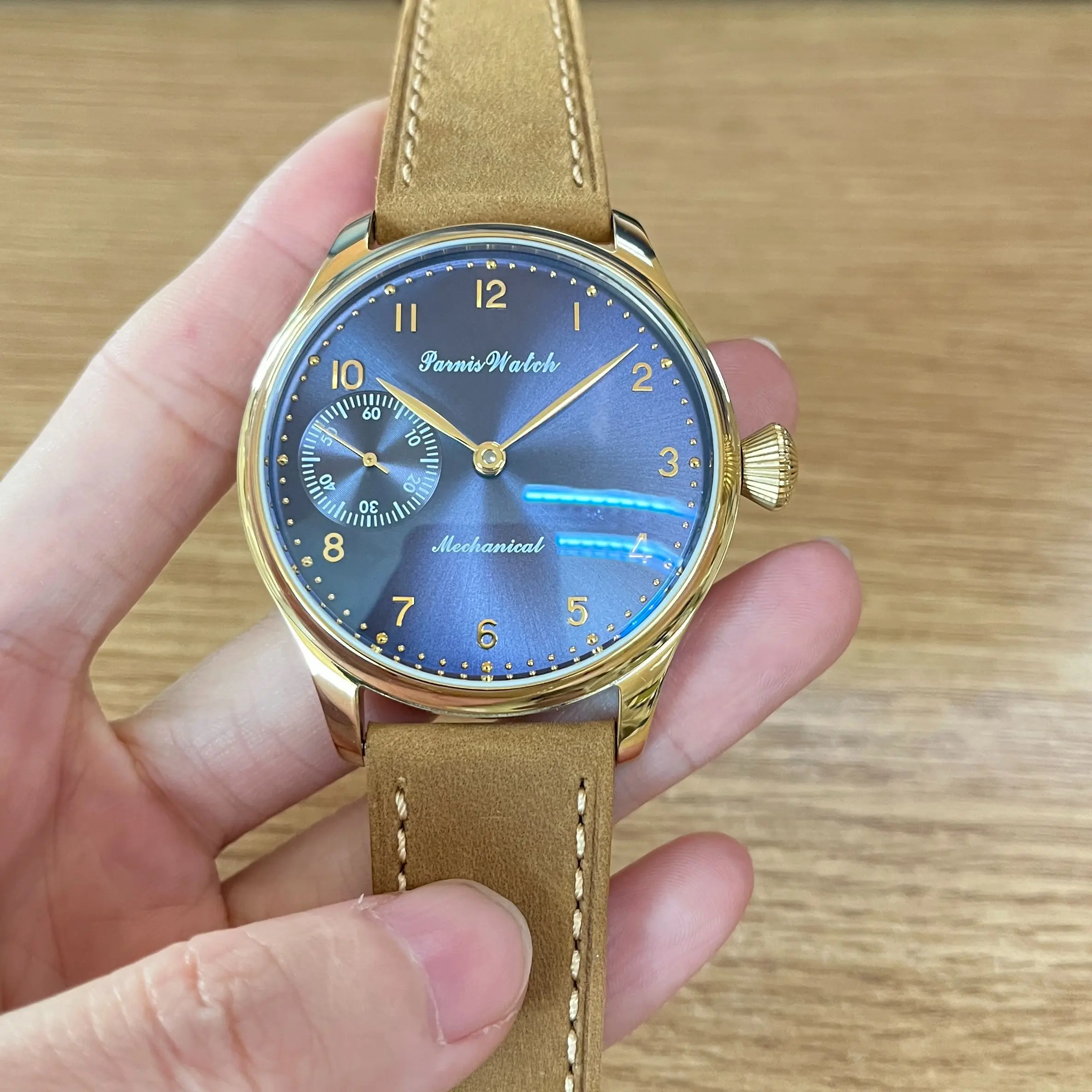New Parnis 44mm Gold Case Mechanical Hand Wind Men's Watches Leather Strap Hand Winding Men Luxury Watch Waterproof Gift Clock
New Parnis 44mm Gold Case Mechanical Hand Wind Men's Watches Leather Strap Hand Winding Men Luxury Watch Waterproof Gift Clock