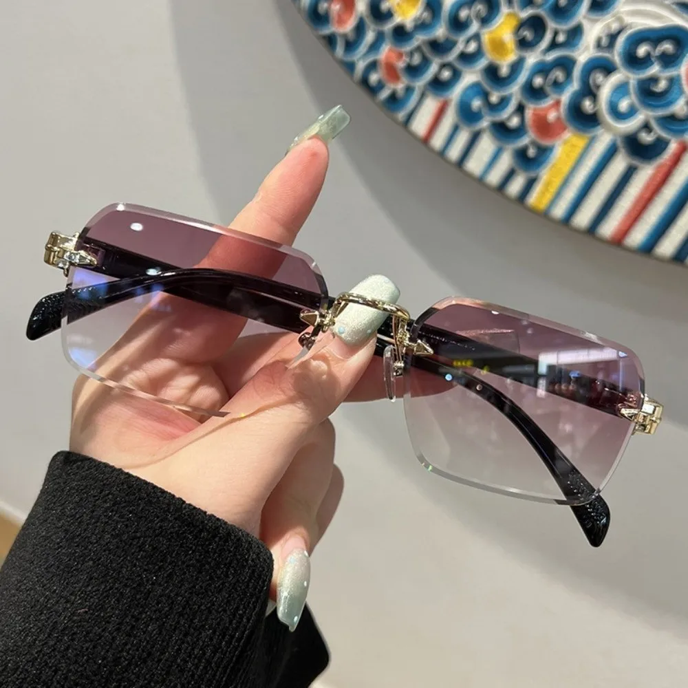 Catwalk Retro Frameless Polarized Sunnies Eyewear Metal Square Frame Sunglasses PC HD Anti-UV Glasses Women
Catwalk Retro Frameless Polarized Sunnies Eyewear Metal Square Frame Sunglasses PC HD Anti-UV Glasses Women