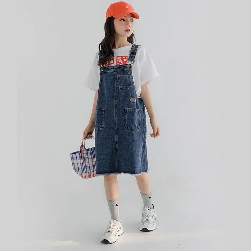 2024 Korean Summer Children Girl 2PCS Clothes Set Elementary Girl Printed O-neck T-shirt+denim Suspender Skirt Set For Girls
2024 Korean Summer Children Girl 2PCS Clothes Set Elementary Girl Printed O-neck T-shirt+denim Suspender Skirt Set For Girls