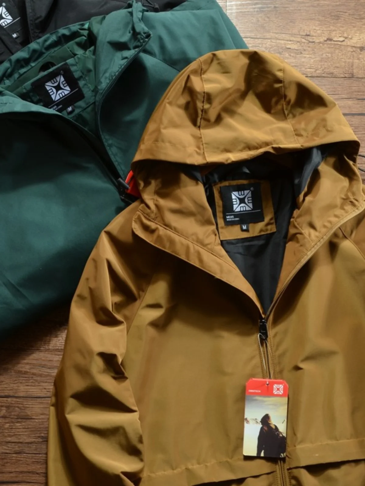 Spring Outdoor Men's Faion Casual Windproof Thin Hat Jaet Coat Youth ular Loose Fit Long Sve Pure Color Polyester
Spring Outdoor Men's Faion Casual Windproof Thin Hat Jaet Coat Youth ular Loose Fit Long Sve Pure Color Polyester