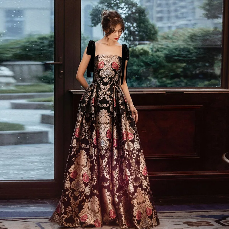 Elegant Women Long Evening Dresses Spaghetti Strap A-line Prom Gown Vintage Wedding Party Dress Size Abendkleider Customized
Elegant Women Long Evening Dresses Spaghetti Strap A-line Prom Gown Vintage Wedding Party Dress Size Abendkleider Customized