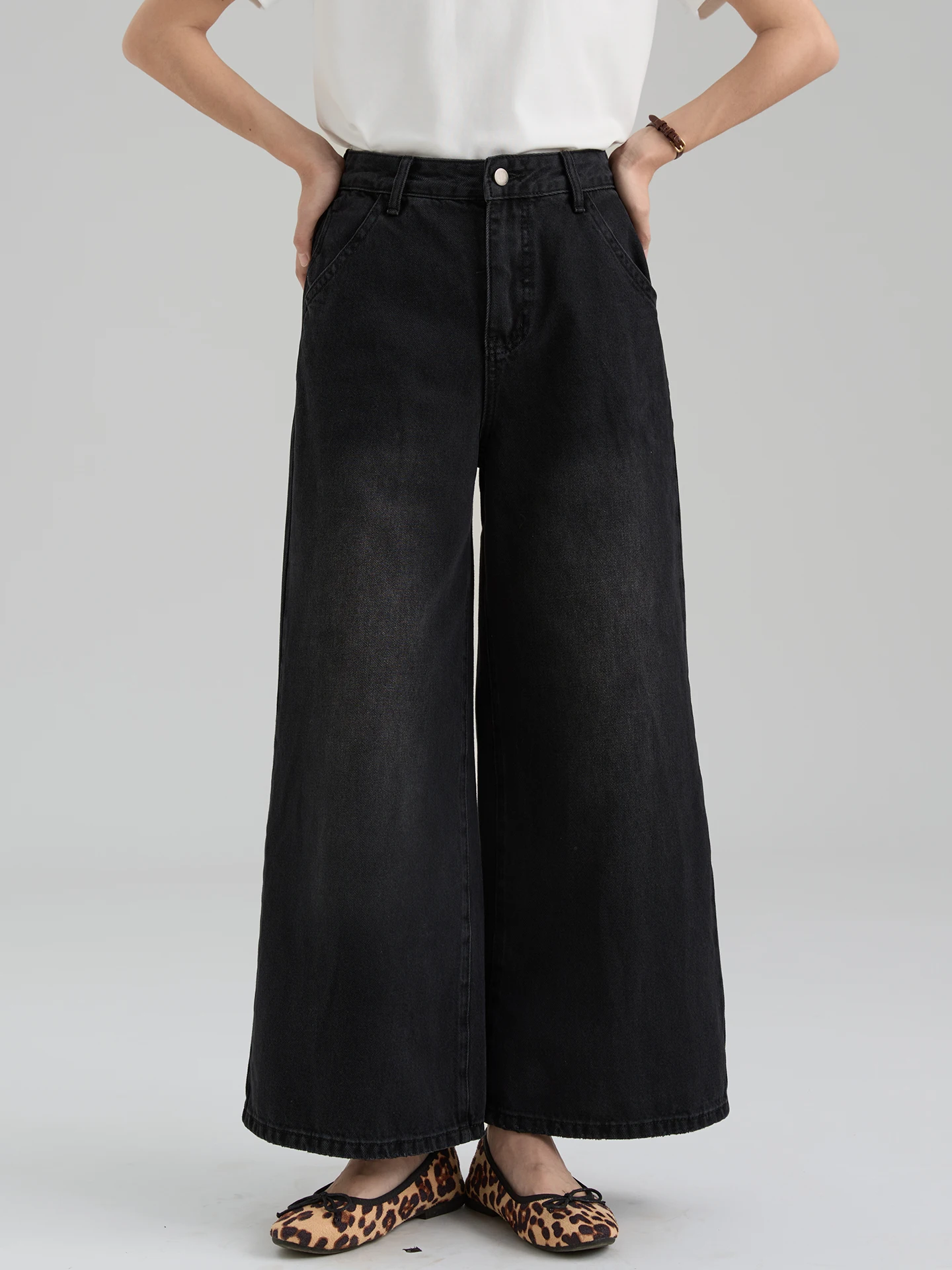 High Waist Straight Leg Women's Jeans Loose Fit Spring New Arrival Drawwind2026 Washed Denim Long Pants Slimming Effect
High Waist Straight Leg Women's Jeans Loose Fit Spring New Arrival Drawwind2026 Washed Denim Long Pants Slimming Effect