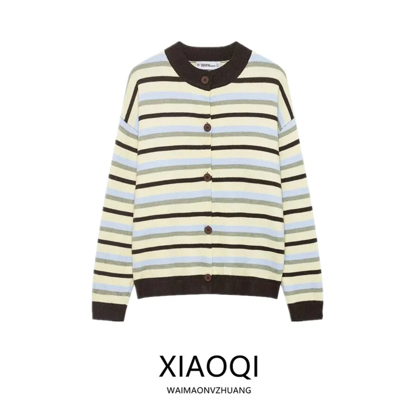 Spring 2026 Women's Commute Design Stripe Knitted Open Cardigan Versatile Long Sleeve round Neck Button up Knitwear
Spring 2026 Women's Commute Design Stripe Knitted Open Cardigan Versatile Long Sleeve round Neck Button up Knitwear