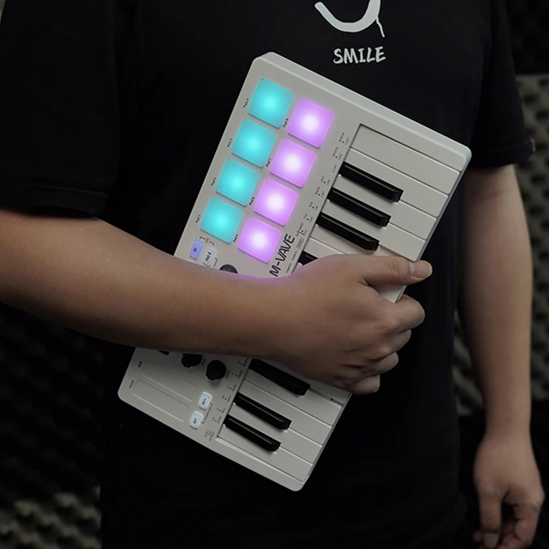 M-VAVE SMK-25 25 Key Bluetooth MIDI Controller with 8 RGB Pads & 8 Knobs, Rechargeable Keyboard for Music Production
M-VAVE SMK-25 25 Key Bluetooth MIDI Controller with 8 RGB Pads & 8 Knobs, Rechargeable Keyboard for Music Production
