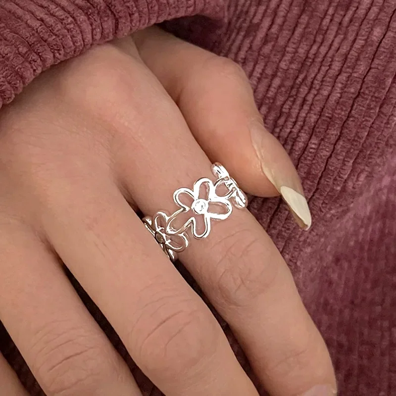925 Sterling Silver Rings Fashion Hip Hop Vintage Couples Creative Fower Hollowot Thai Silver Party Jewelry Birthday Gifts
925 Sterling Silver Rings Fashion Hip Hop Vintage Couples Creative Fower Hollowot Thai Silver Party Jewelry Birthday Gifts