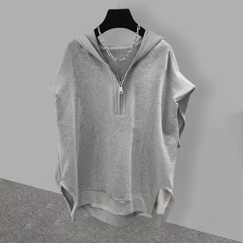 Solid Color Zipper Loose Sleeveless Hooded Shirts Men Clothing Oversized Korean Tops Casual Tank Top XT63
Solid Color Zipper Loose Sleeveless Hooded Shirts Men Clothing Oversized Korean Tops Casual Tank Top XT63