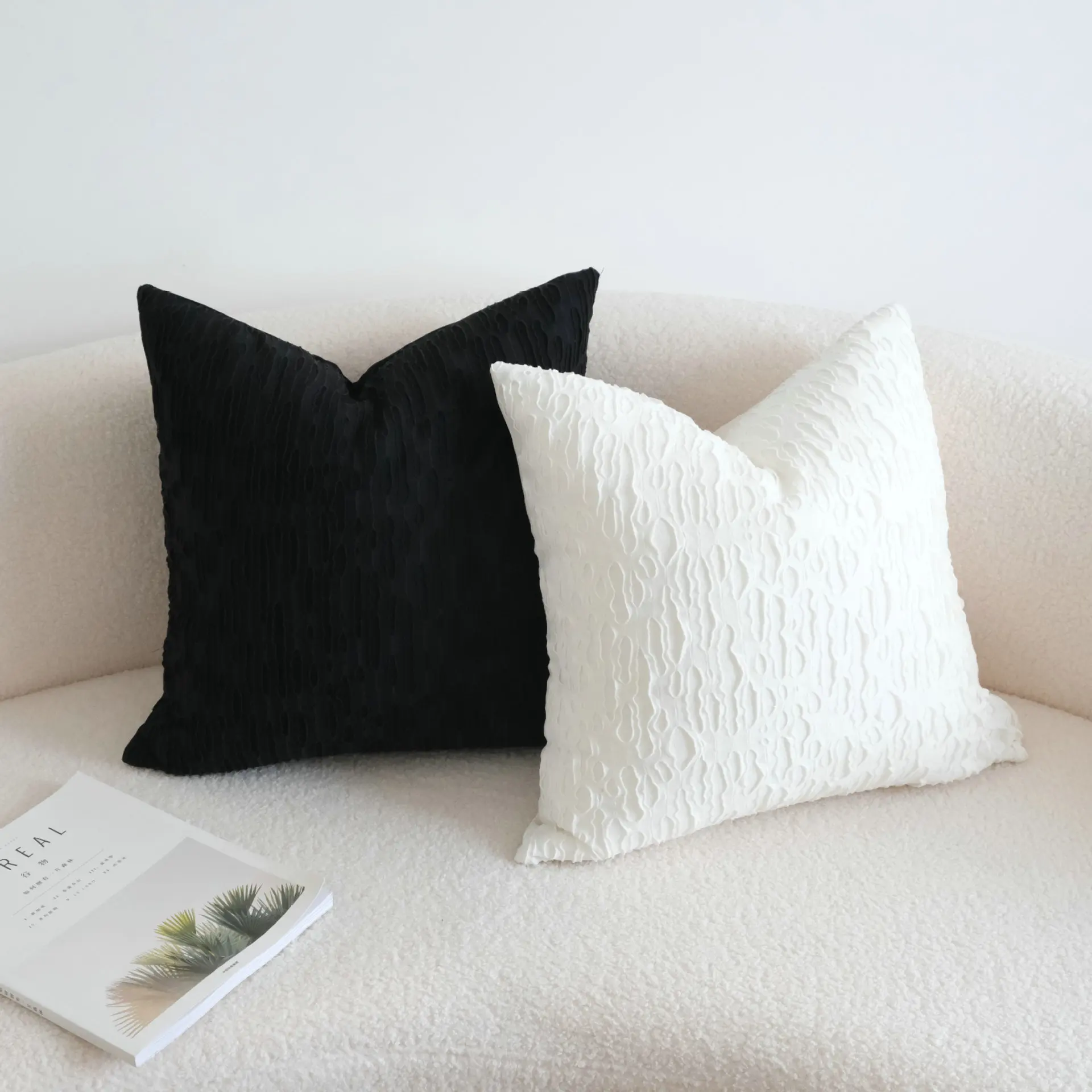 Black and White Hollow Cushion Cover Modern Simplicity Worn-out Pillow Covers Decorative Living Room Sofa Throw Pillow Case
Black and White Hollow Cushion Cover Modern Simplicity Worn-out Pillow Covers Decorative Living Room Sofa Throw Pillow Case
