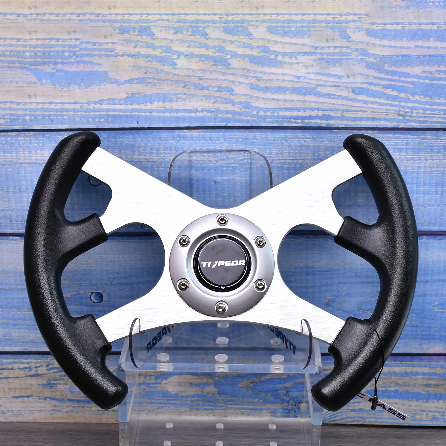 Tiypeor 320mm Half-Width Steering Wheel Design for Modified Sports Car Featuring New Racing Car Style
Tiypeor 320mm Half-Width Steering Wheel Design for Modified Sports Car Featuring New Racing Car Style