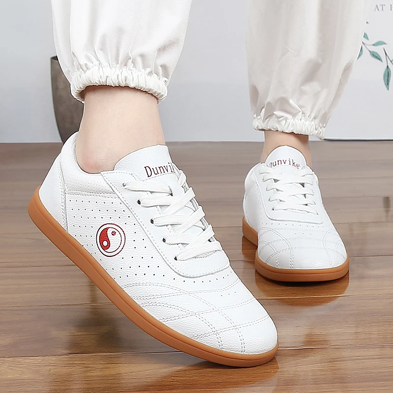 Unisex Kung Fu Shoes Breathable Comfortable Taiji Shoes Wear-resistant Wushu Shoes Outdoor Anti-slip Wushu Shoes
Unisex Kung Fu Shoes Breathable Comfortable Taiji Shoes Wear-resistant Wushu Shoes Outdoor Anti-slip Wushu Shoes