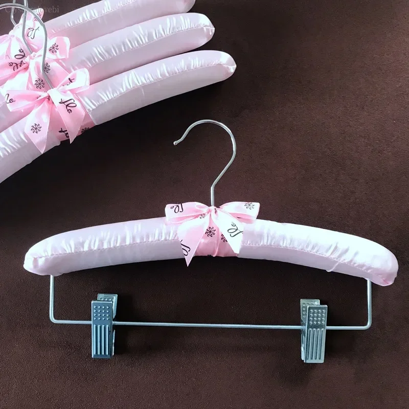 Children Clothes Rack Sponges Baby Clothes Hangers Sponges Padded Hangings With Clips For Photograph Shop Display Home Use 25CM
Children Clothes Rack Sponges Baby Clothes Hangers Sponges Padded Hangings With Clips For Photograph Shop Display Home Use 25CM