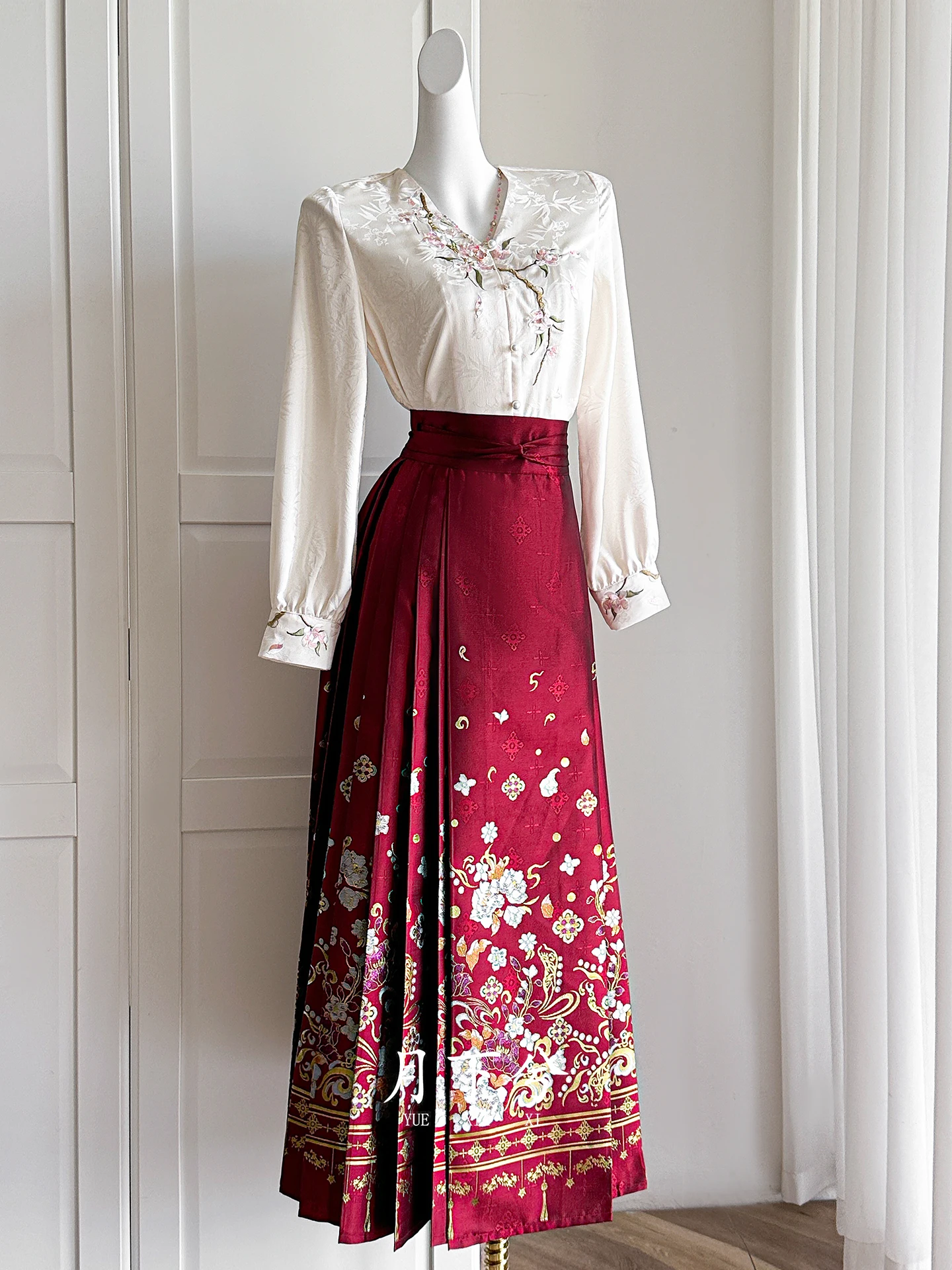 Ele New Chinese Sle Wedding Dr High Waist V-Ne Embroidered Long Sve A-Line Skirt for Engagement And Banquet
Ele New Chinese Sle Wedding Dr High Waist V-Ne Embroidered Long Sve A-Line Skirt for Engagement And Banquet