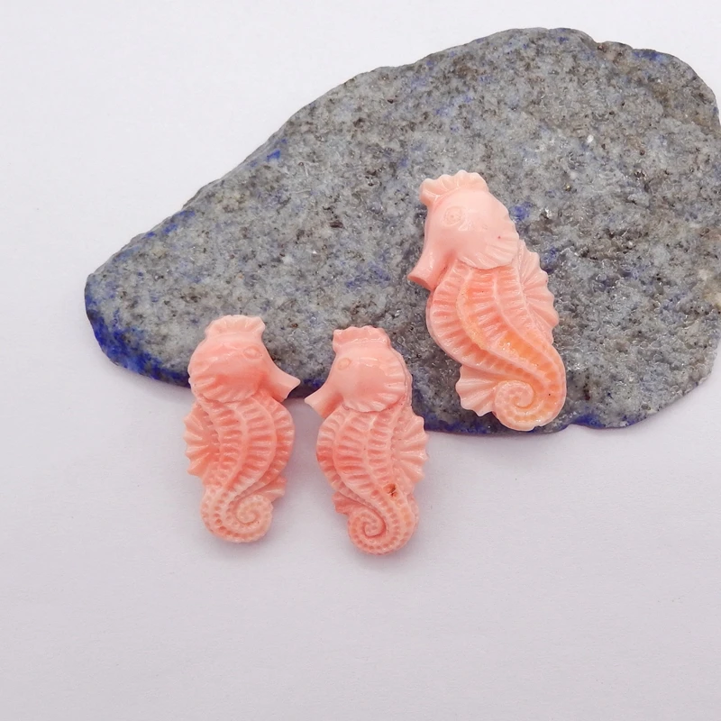 3Pcs Set Hippocampus Jewelry Set Of Earrings Pendant Necklace For Women Exquisite Fashion Natural Shell Jewelry Animal 36x18x9mm
3Pcs Set Hippocampus Jewelry Set Of Earrings Pendant Necklace For Women Exquisite Fashion Natural Shell Jewelry Animal 36x18x9mm