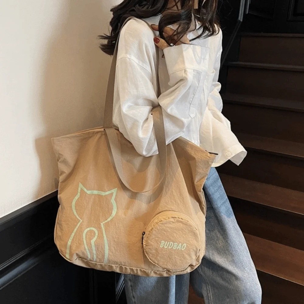 Fashion Stylish Women's Tote Bag Versatile Large Capacity Cat Shoulder Bag Casual Leisure Commute Handbag With Small Bag
Fashion Stylish Women's Tote Bag Versatile Large Capacity Cat Shoulder Bag Casual Leisure Commute Handbag With Small Bag