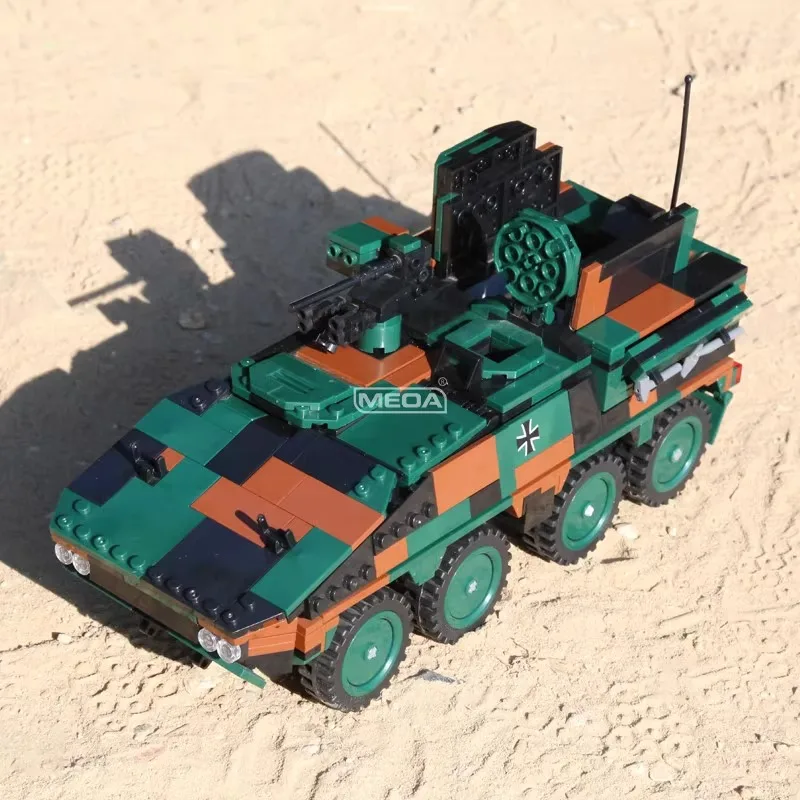 808pcs German Boxer Infantry Tank Building Block Wheeled Armored Transport Model DIY Self Assembly Brick German Army Truck Toys
808pcs German Boxer Infantry Tank Building Block Wheeled Armored Transport Model DIY Self Assembly Brick German Army Truck Toys