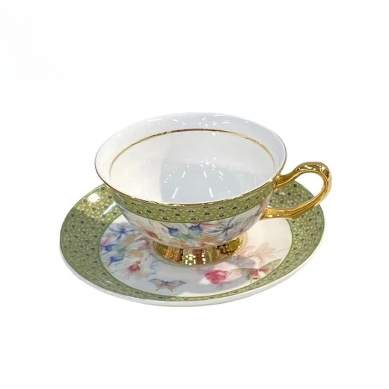 Classical Porcelain Cup&saucer 220ml Gold-plated Coffee Mug Water Mugs Dining Table Afternoon Tea Teacup Fruits Juice Cup
Classical Porcelain Cup&saucer 220ml Gold-plated Coffee Mug Water Mugs Dining Table Afternoon Tea Teacup Fruits Juice Cup