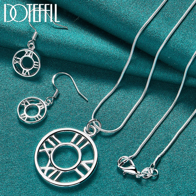 DOTEFFIL 2pcs 925 Sterling Silver Roman Numerals Earring Necklace Set For Woman Man Wedding Engagement Party Jewelry
DOTEFFIL 2pcs 925 Sterling Silver Roman Numerals Earring Necklace Set For Woman Man Wedding Engagement Party Jewelry
