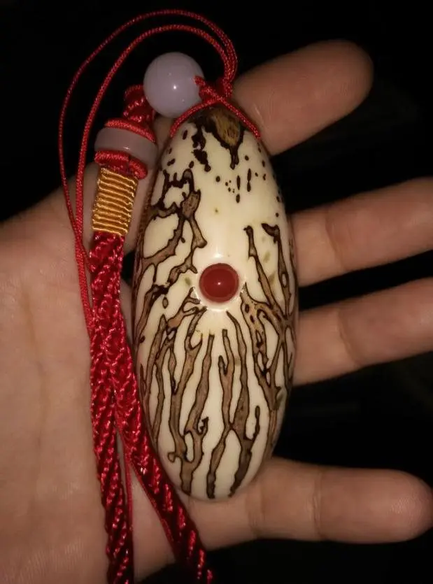Thousand Eyes Bodhi Child Keychain Hand Handle Grind Good Bodhi Fruit Car Key Pendant Natural Wenwan Hand Grind Big
Thousand Eyes Bodhi Child Keychain Hand Handle Grind Good Bodhi Fruit Car Key Pendant Natural Wenwan Hand Grind Big
