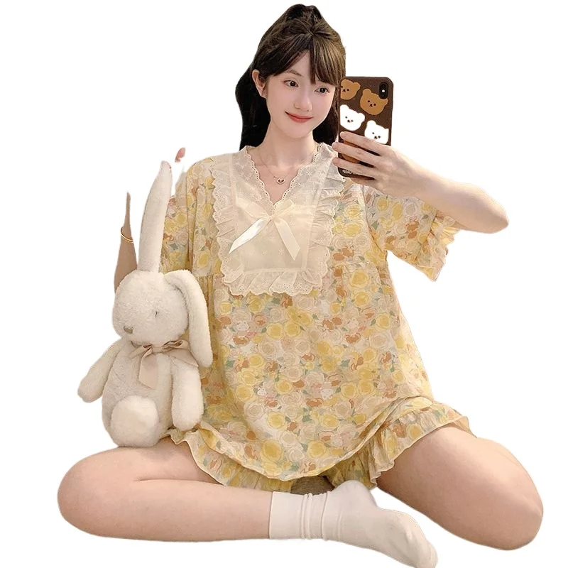 2026 New Pajamas Women's Floral Cartoon Sweet Short-sleeved Shorts Chest Pad Comfortable Girl Student Casual Outer Loungewear
2026 New Pajamas Women's Floral Cartoon Sweet Short-sleeved Shorts Chest Pad Comfortable Girl Student Casual Outer Loungewear