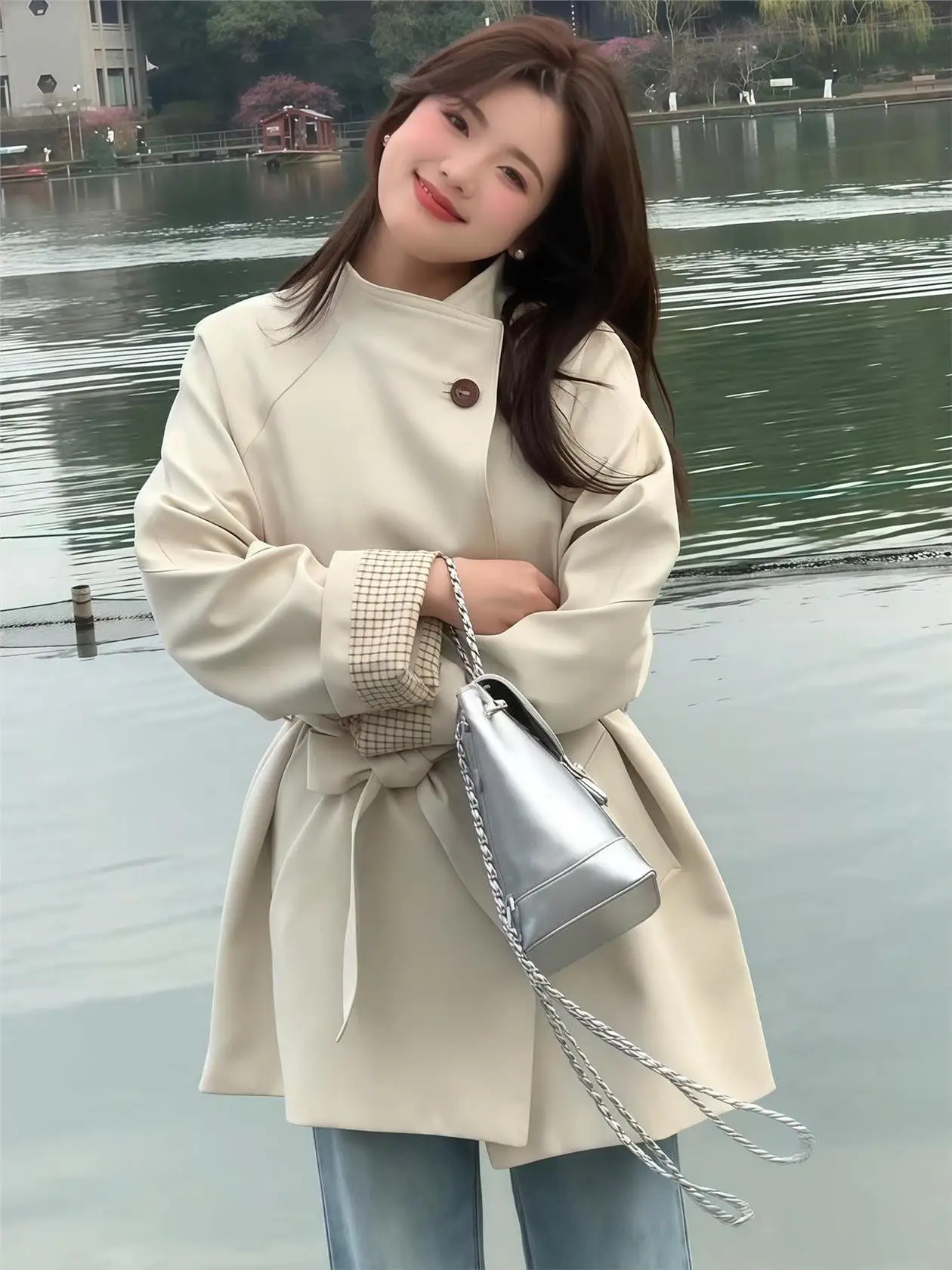 Casual Belted Loose Women's Coat Spring Autumn Korean Style Medium Length with Ribbon Tie Large Size Commuter Fashion
Casual Belted Loose Women's Coat Spring Autumn Korean Style Medium Length with Ribbon Tie Large Size Commuter Fashion