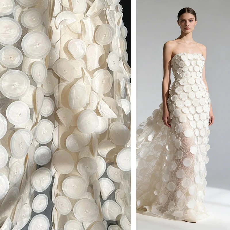 50x135cm 3D Heavy Texture Circular Cutting Piece Mesh Fabric Perspective African Lace Designer Fabric DIY Garment Evening Dress
50x135cm 3D Heavy Texture Circular Cutting Piece Mesh Fabric Perspective African Lace Designer Fabric DIY Garment Evening Dress