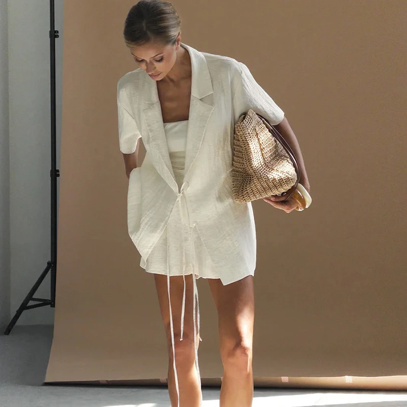 Typhaland Casual Shirt Shorts Set Women Commuting Loose Lapel Lace Up Cardigan Short Pants 2-Piece Set 2026 Summer New Female
Typhaland Casual Shirt Shorts Set Women Commuting Loose Lapel Lace Up Cardigan Short Pants 2-Piece Set 2026 Summer New Female
