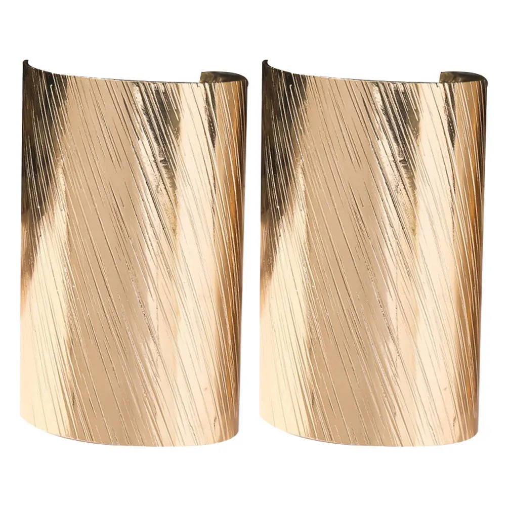 2 шт. металлические зажимы с матовой отделкой, винтажные манжеты для густых волос, высокий зажим для хвоста, заколки для волос, женские аксессуары для хвоста
2 шт. металлические зажимы с матовой отделкой, винтажные манжеты для густых волос, высокий зажим для хвоста, заколки для волос, женские аксессуары для хвоста