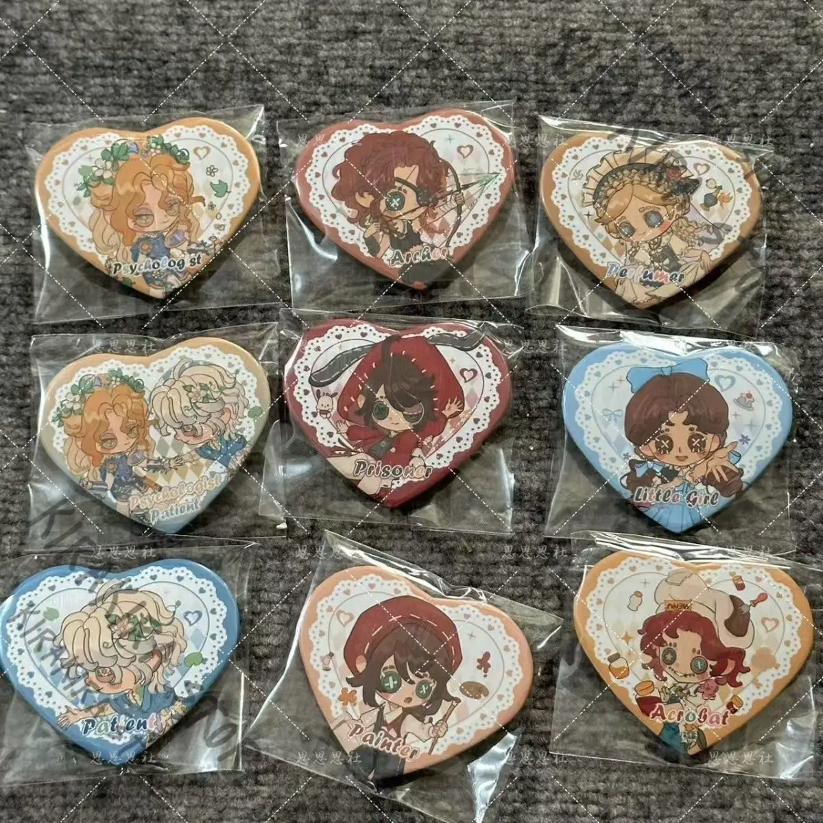Identity Ⅴ Badge Official Genuine Heart-shaped Anime Cosplay Emma Woods Andrew Kreiss Ganji Gupta Emblem Breastpin Accessories 
Identity Ⅴ Badge Official Genuine Heart-shaped Anime Cosplay Emma Woods Andrew Kreiss Ganji Gupta Emblem Breastpin Accessories
