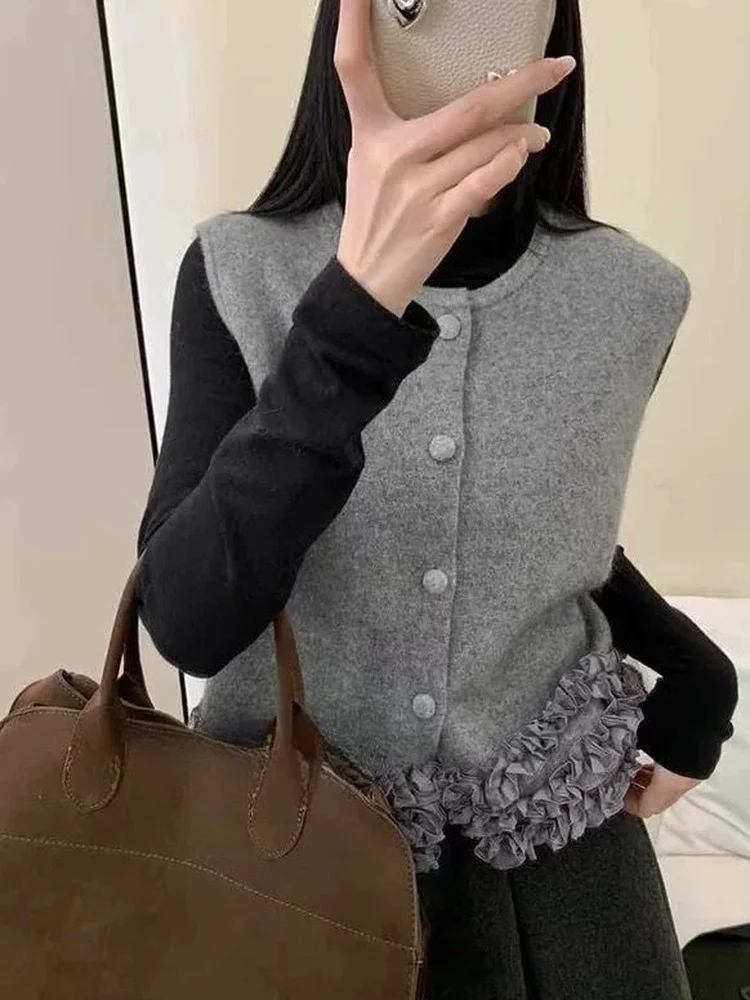 Style Knitted Wool Blouse Fashionable Versatile Lace Trimmed Vest Spring Autumn Commute Style Button Detail Regular ...
Style Knitted Wool Blouse Fashionable Versatile Lace Trimmed Vest Spring Autumn Commute Style Button Detail Regular ...