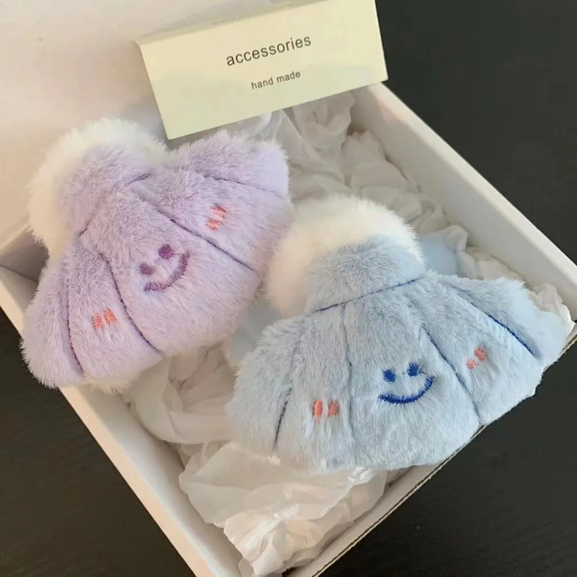 Marine life plush clam grab clip girl hair grab back head coil hair shark clip autumn and winter hair accessories
Marine life plush clam grab clip girl hair grab back head coil hair shark clip autumn and winter hair accessories