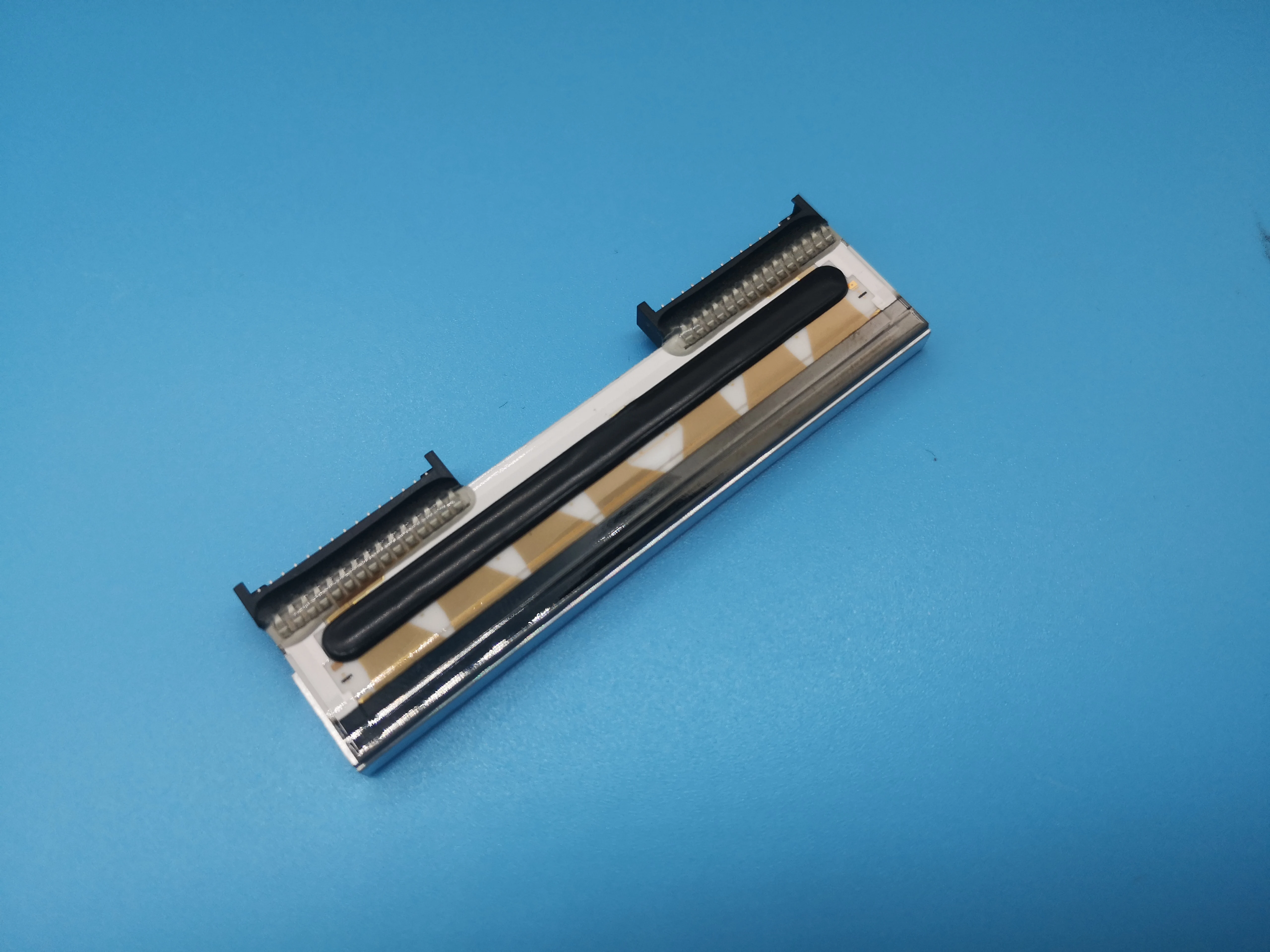 15 Pins Thermal Print Head KD2002 Electronic scale printhead Barcode Print Head KF2002-GC10F KD2002-DF30B kd2002-df10a Printhead
15 Pins Thermal Print Head KD2002 Electronic scale printhead Barcode Print Head KF2002-GC10F KD2002-DF30B kd2002-df10a Printhead