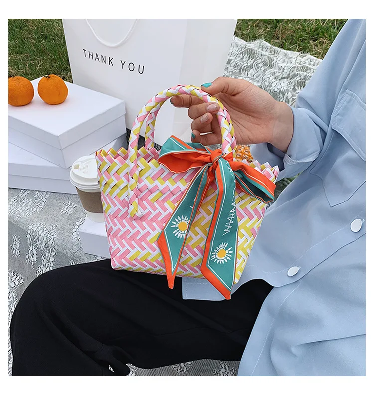Woven Vegetable Basket Women's Bag 2023 New Fashion Summer Ins Fashion Versatile Handbag Bag Adult Girls Beach Bag KBG058
Woven Vegetable Basket Women's Bag 2023 New Fashion Summer Ins Fashion Versatile Handbag Bag Adult Girls Beach Bag KBG058
