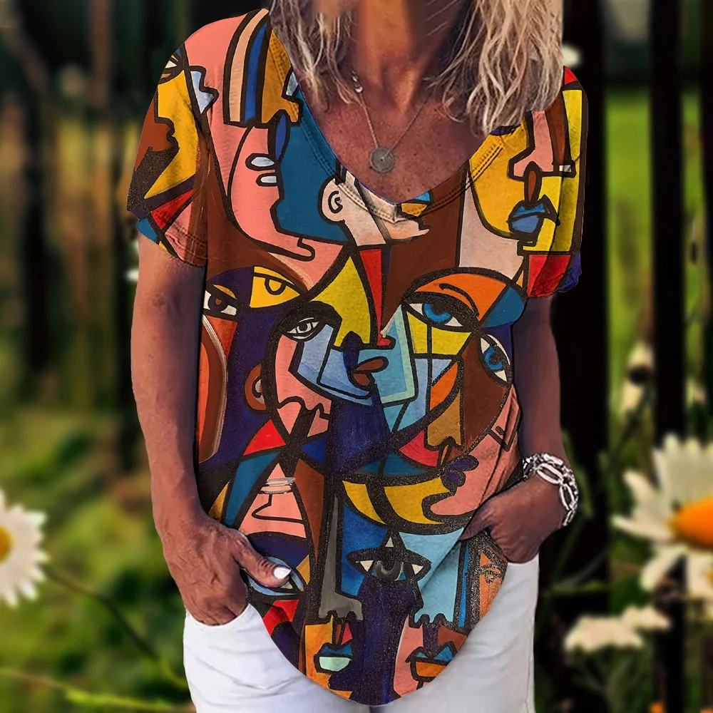 New Art Face Graphic 3D Print T-Shirts Women's V-Neck Short Sleeve T Shirt Y2K Retro Tees Oversized Harajuku Top Female Clothing
New Art Face Graphic 3D Print T-Shirts Women's V-Neck Short Sleeve T Shirt Y2K Retro Tees Oversized Harajuku Top Female Clothing