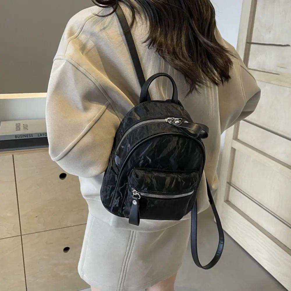 Simple Large Capacity Women Small Backpack Solid Color All-match Casual Shoulder Bag Top Handle Daypack Mini Travel Backpack Men
Simple Large Capacity Women Small Backpack Solid Color All-match Casual Shoulder Bag Top Handle Daypack Mini Travel Backpack Men