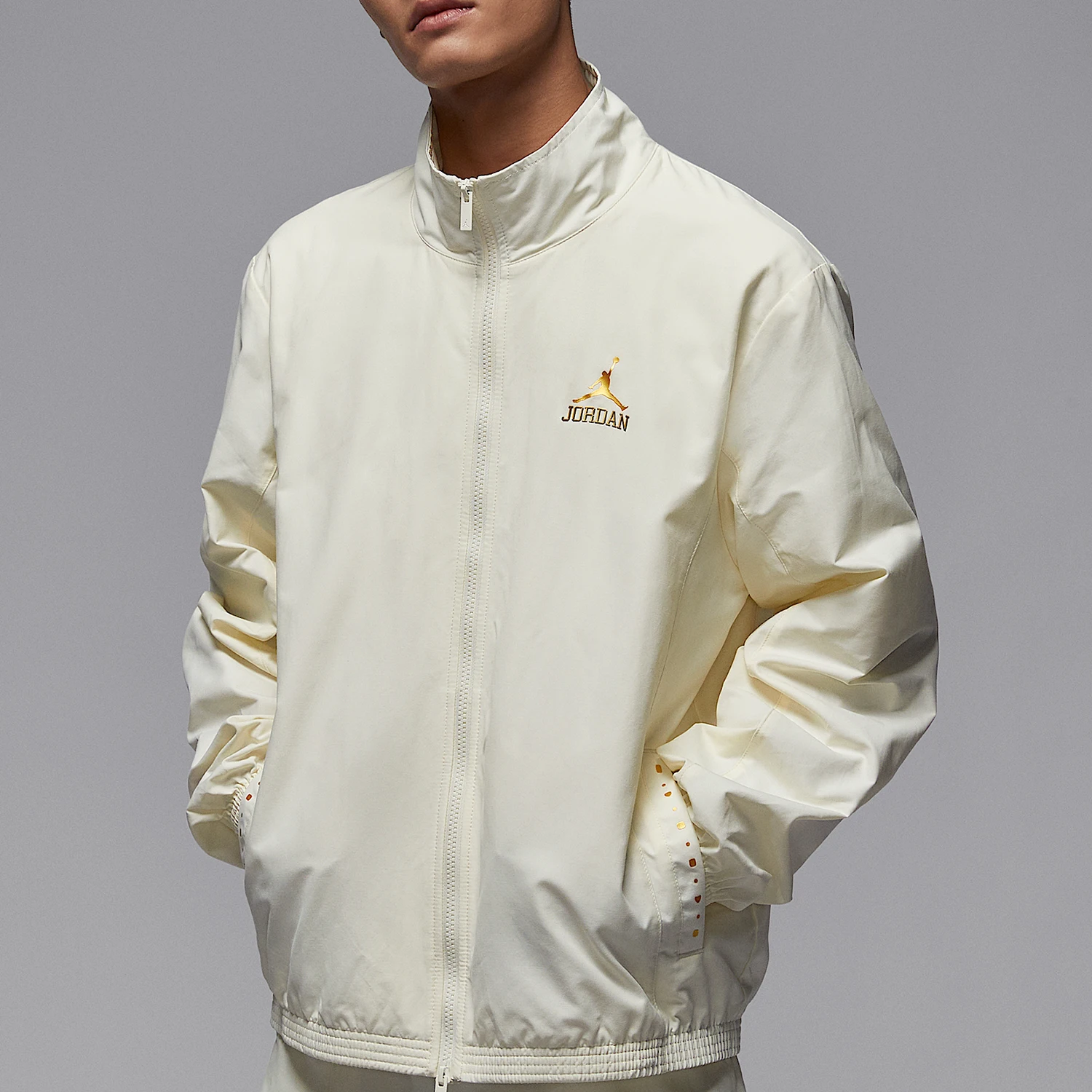 Nike genuine JORDAN Men's Loose Casual Woven Jacket II0484-047
Nike genuine JORDAN Men's Loose Casual Woven Jacket II0484-047