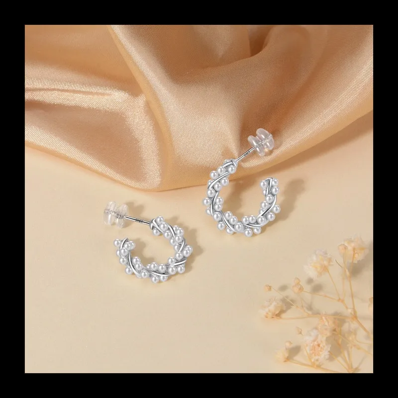 Star Lamp Simple Pearl Circle Women's Light Luxury Temperament Niche Design Ear Buckle
Star Lamp Simple Pearl Circle Women's Light Luxury Temperament Niche Design Ear Buckle