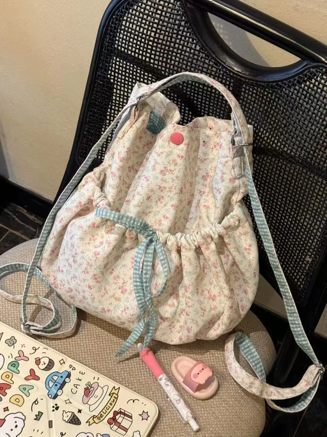 Korean Student School Backpack Floral White School Bags For Teenage Girls Cute Women's Backpack Brand Book Bag Nylon Rucksack
Korean Student School Backpack Floral White School Bags For Teenage Girls Cute Women's Backpack Brand Book Bag Nylon Rucksack