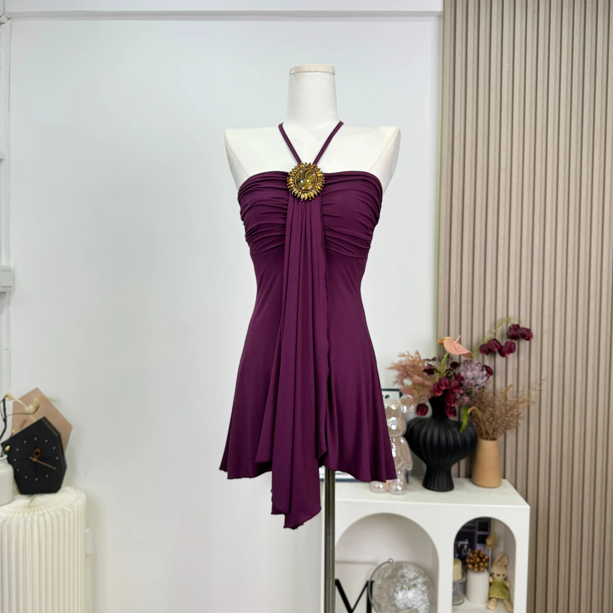 Summer Purple Sexy Club Backless Halter Lace-up Short Dress Women Sleeveless Vacation Pleated Mini Dress 2025 Simplicity Popular
Summer Purple Sexy Club Backless Halter Lace-up Short Dress Women Sleeveless Vacation Pleated Mini Dress 2025 Simplicity Popular