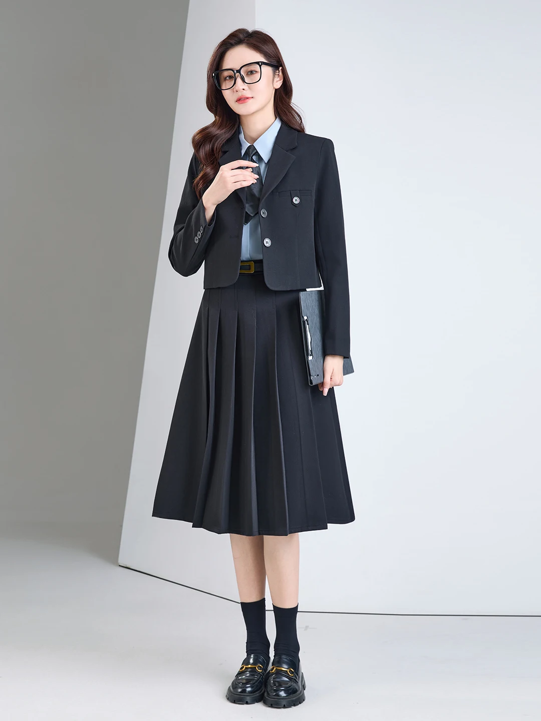 Short Tailored Suit Set Women's Spring Fashion College Style OL Personality Plaid Skirt Two-Piece Set Long Sleeve Jacket
Short Tailored Suit Set Women's Spring Fashion College Style OL Personality Plaid Skirt Two-Piece Set Long Sleeve Jacket